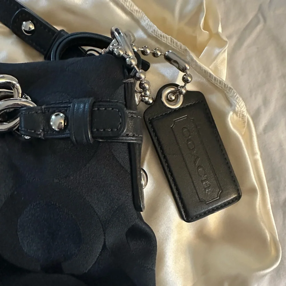 NWT COACH OP ART SATEEN LARGE BROOKE BLACK